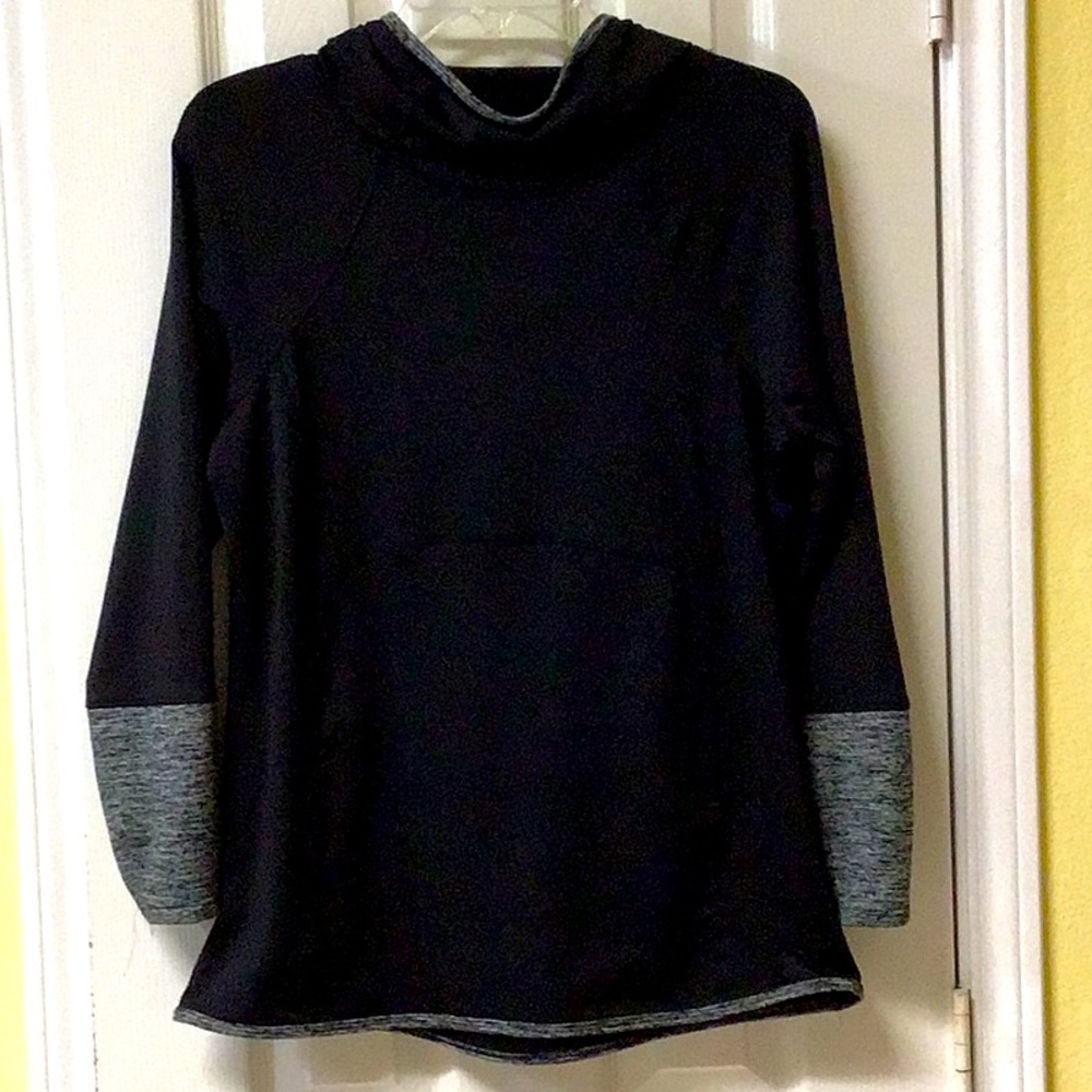 AVIA BLACK WITH GRAY HOODIE M 8-10